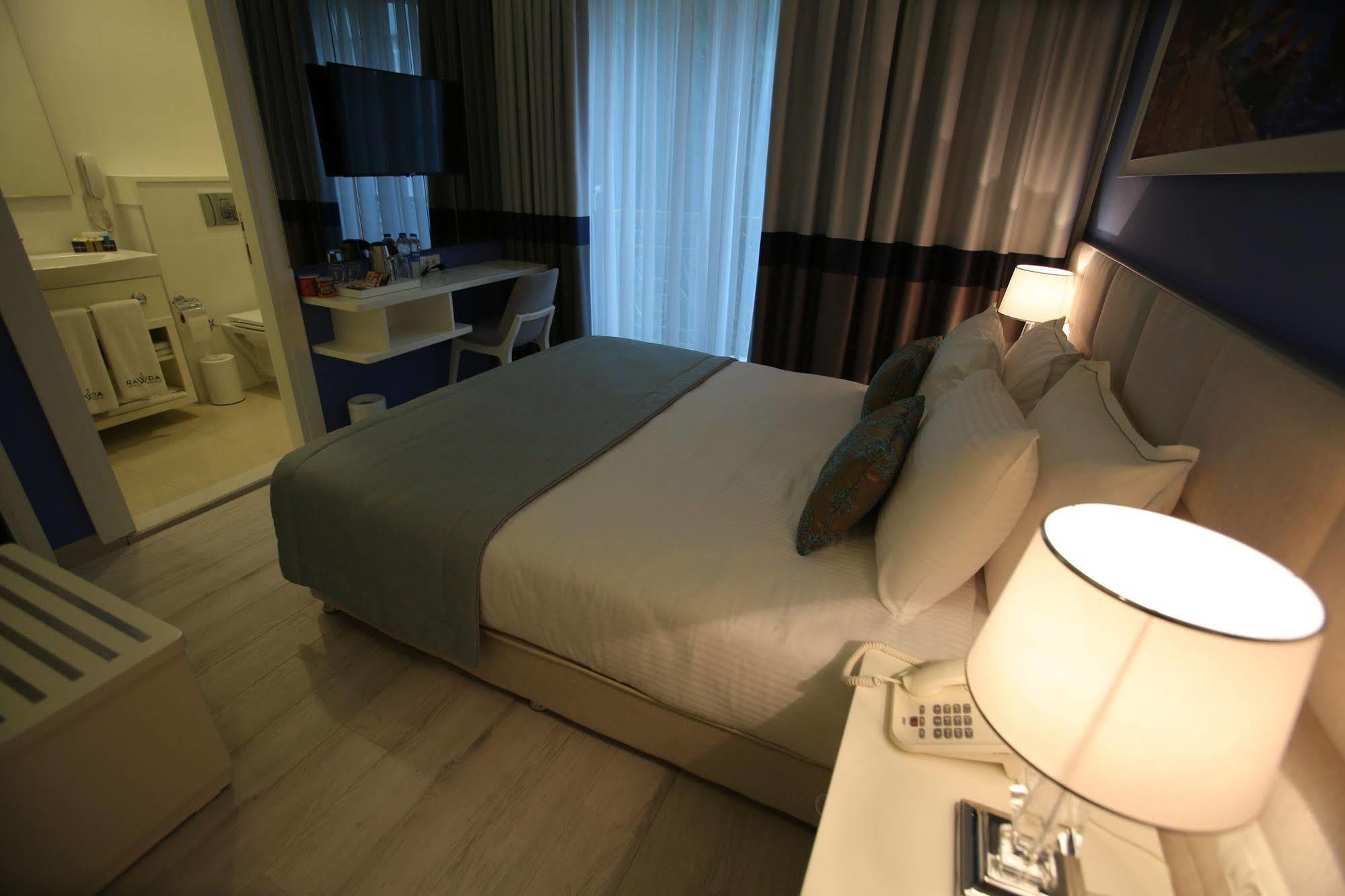 Rawda Hotel Bakirkoy Istanboel Buitenkant foto