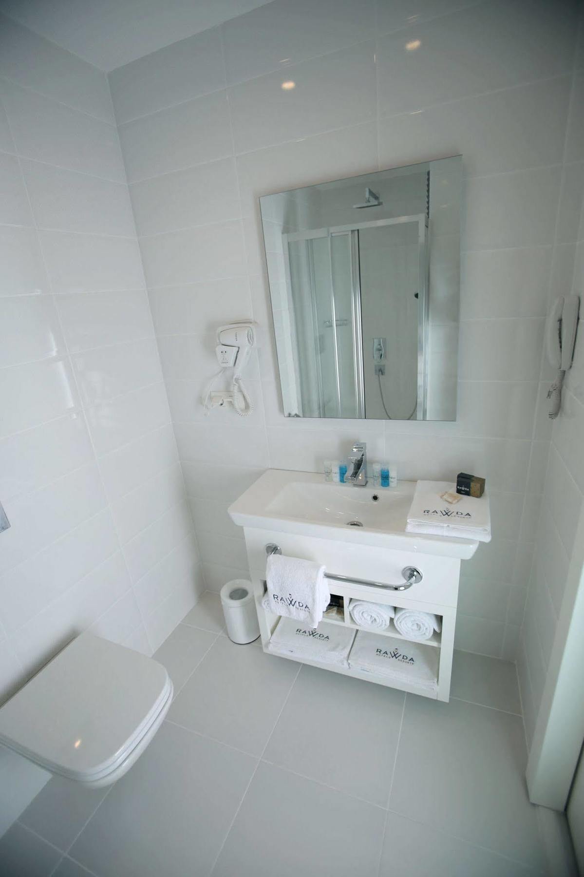 Rawda Hotel Bakirkoy Istanboel Buitenkant foto